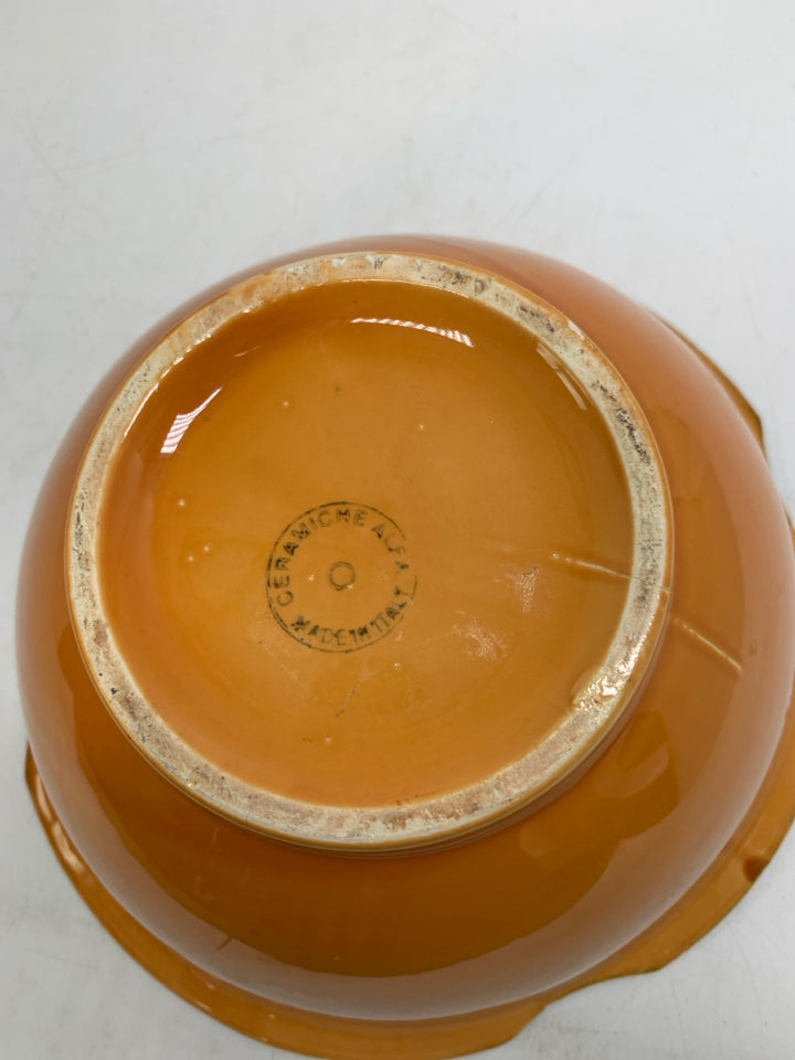 CERAMIC MIXING BOWL MADE IN ITALY.