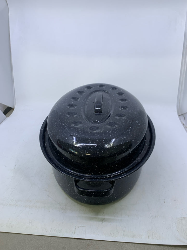 BLACK SPECKLES ENAMEL ROASTING PAN W/ LID.