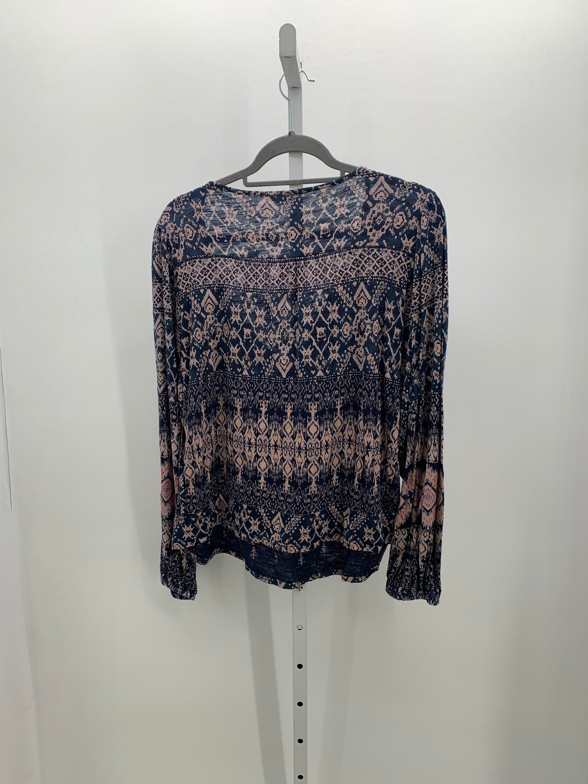 Lucky Brand Size Extra Large Misses Long Sleeve Shirt