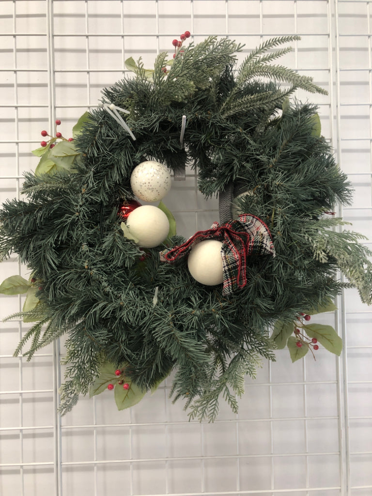 LET IT SNOW WREATH W/GLITTER ORNAMENTS AND SNOWMAN.