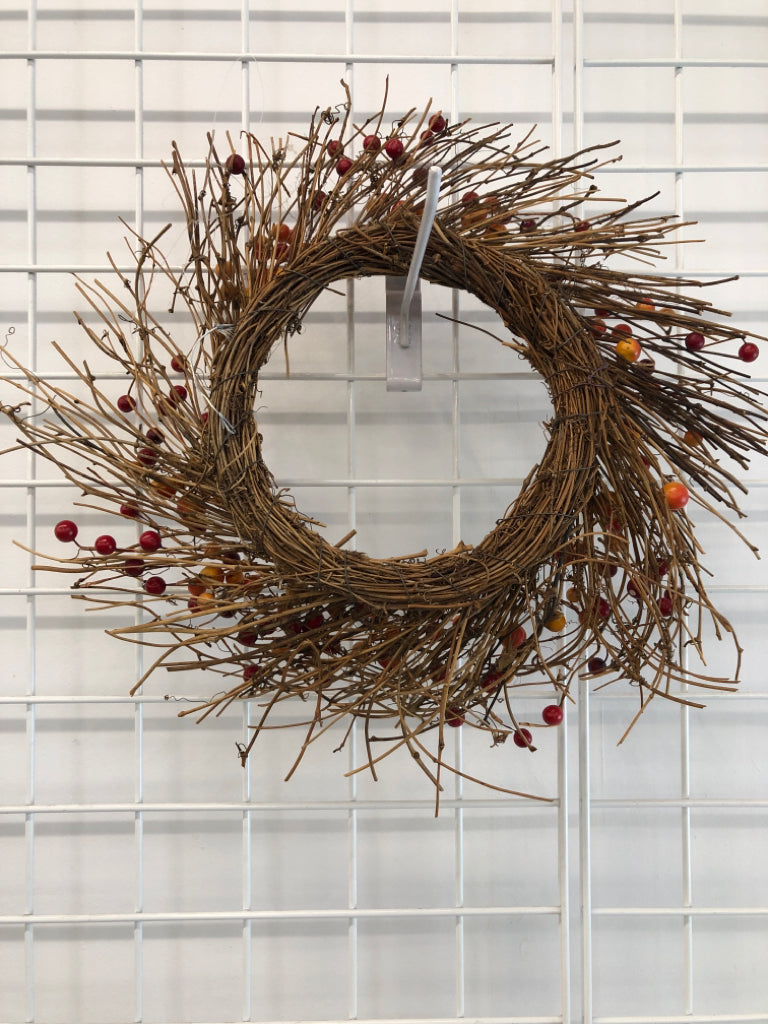 TWIG WREATH W/BERRIES.