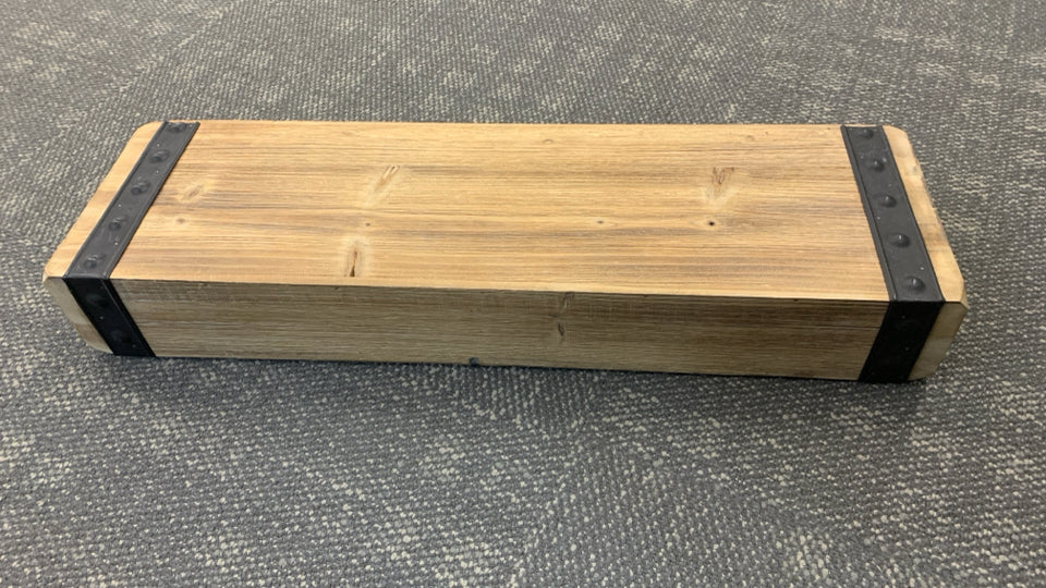 RUSTIC WOOD SHELF W/METAL DETAIL EDGE.