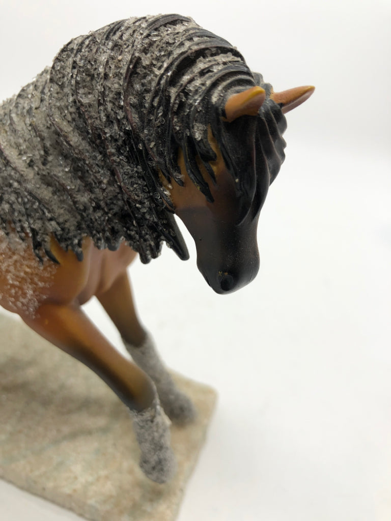 "WOUNDED KNEE" PAINTED PONIES FIGURINE.