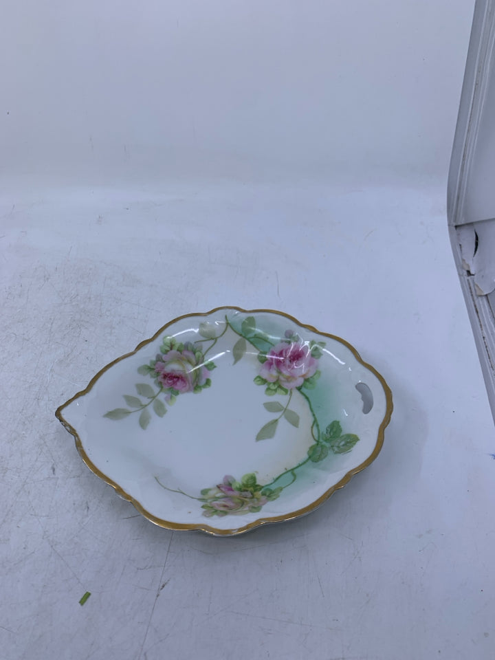 SHALLOW DISH W/ PINK ROSES GOLD RIM W/ SMALL CUTOUT.
