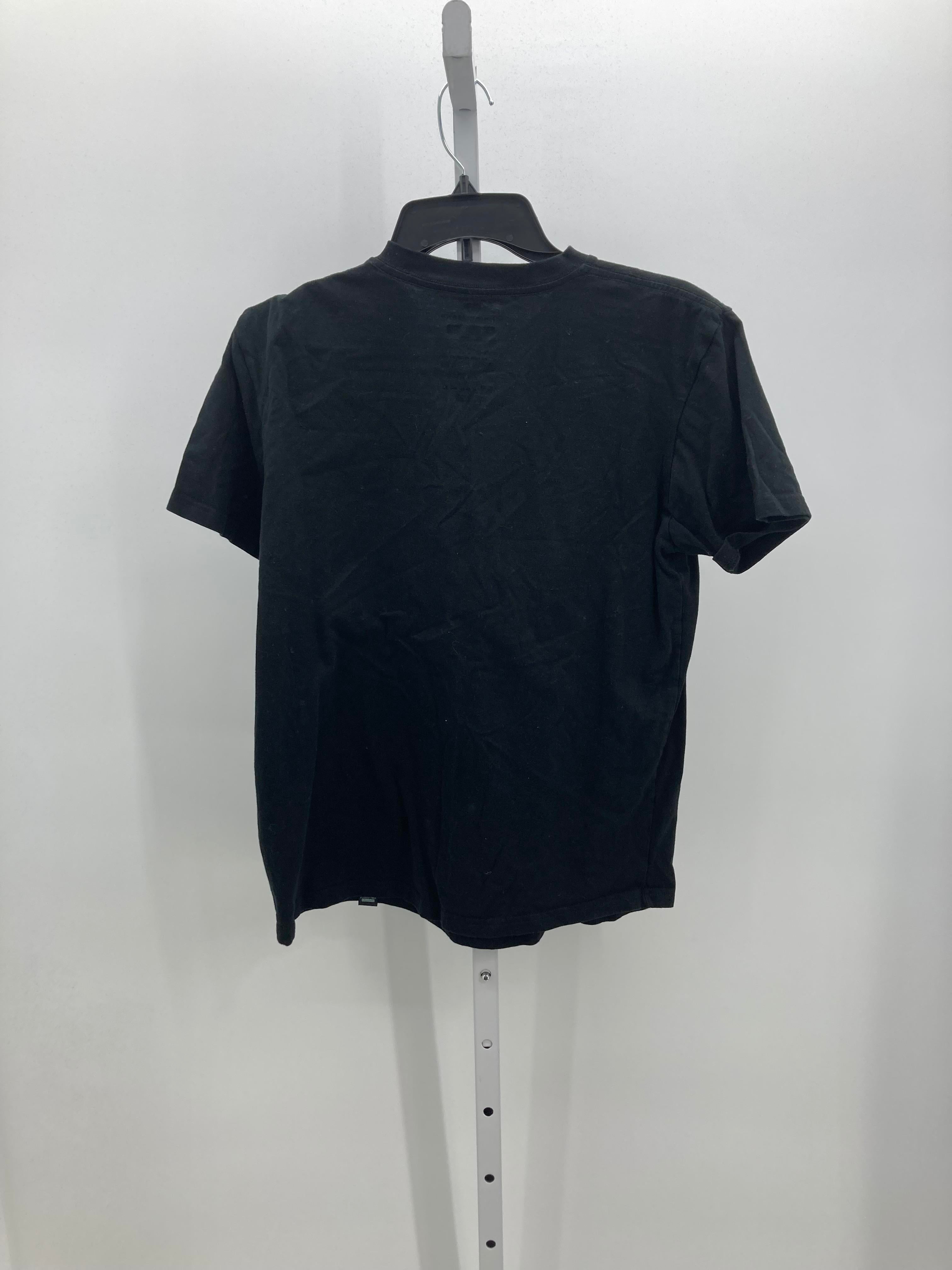 VSAUCE KNIT TEE.