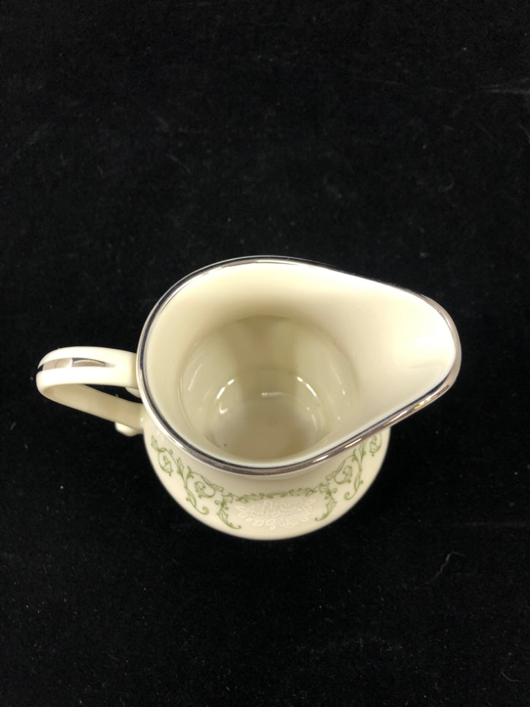 VTG CAMEO CHINA CREAMER W GREEN LEAVES.