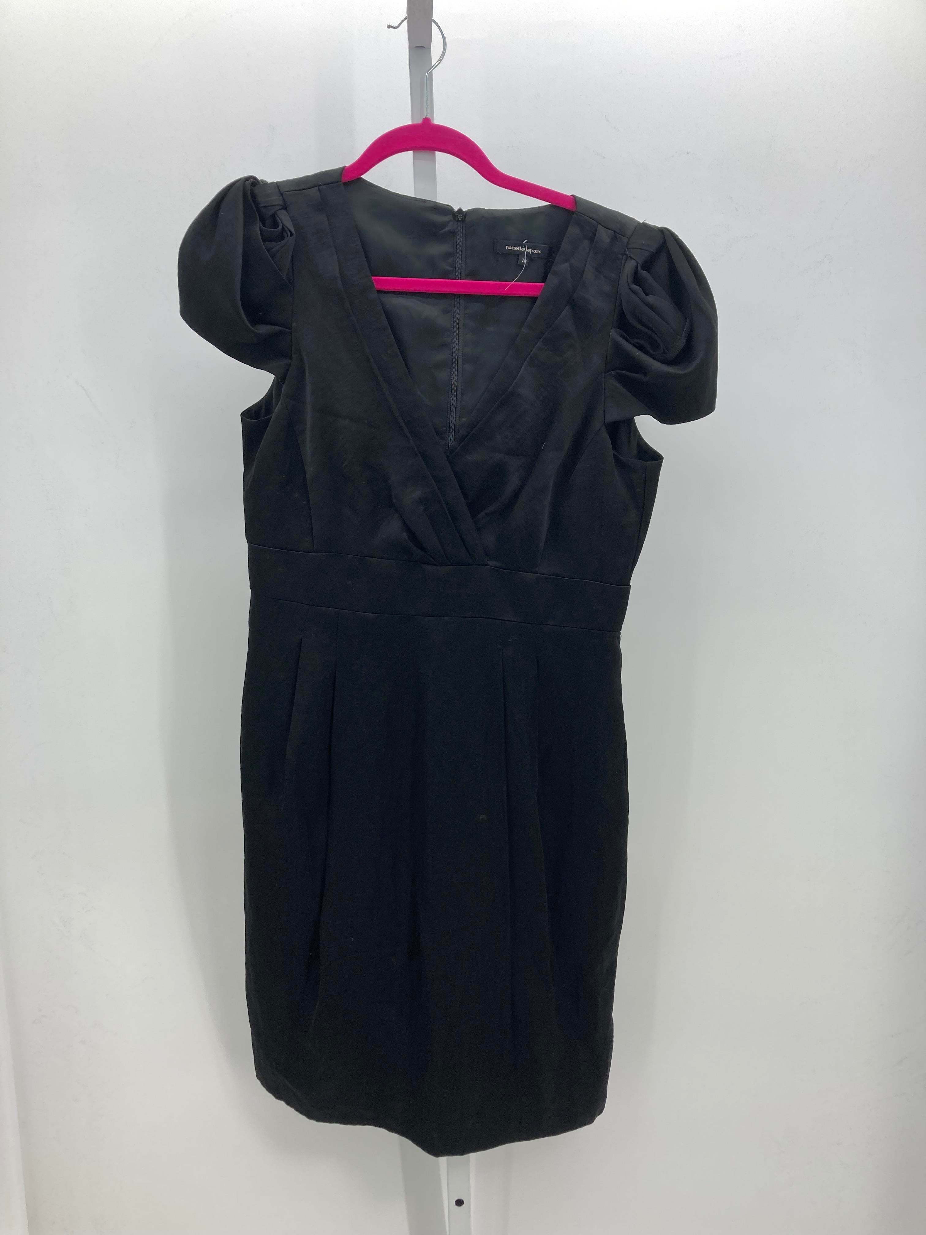 Nannette Size 10 Misses Short Sleeve Dress