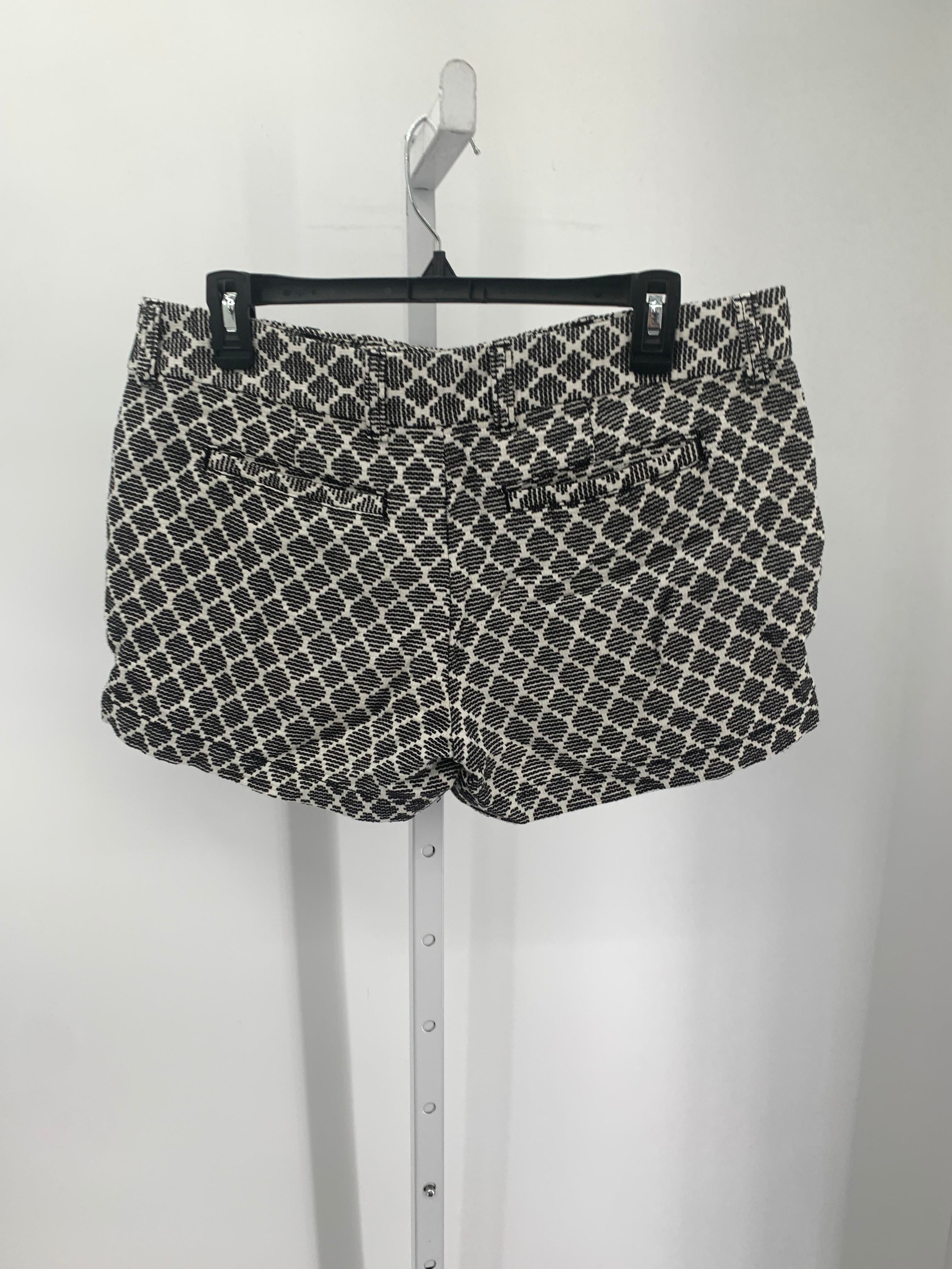 Gap Size 8 Misses Shorts