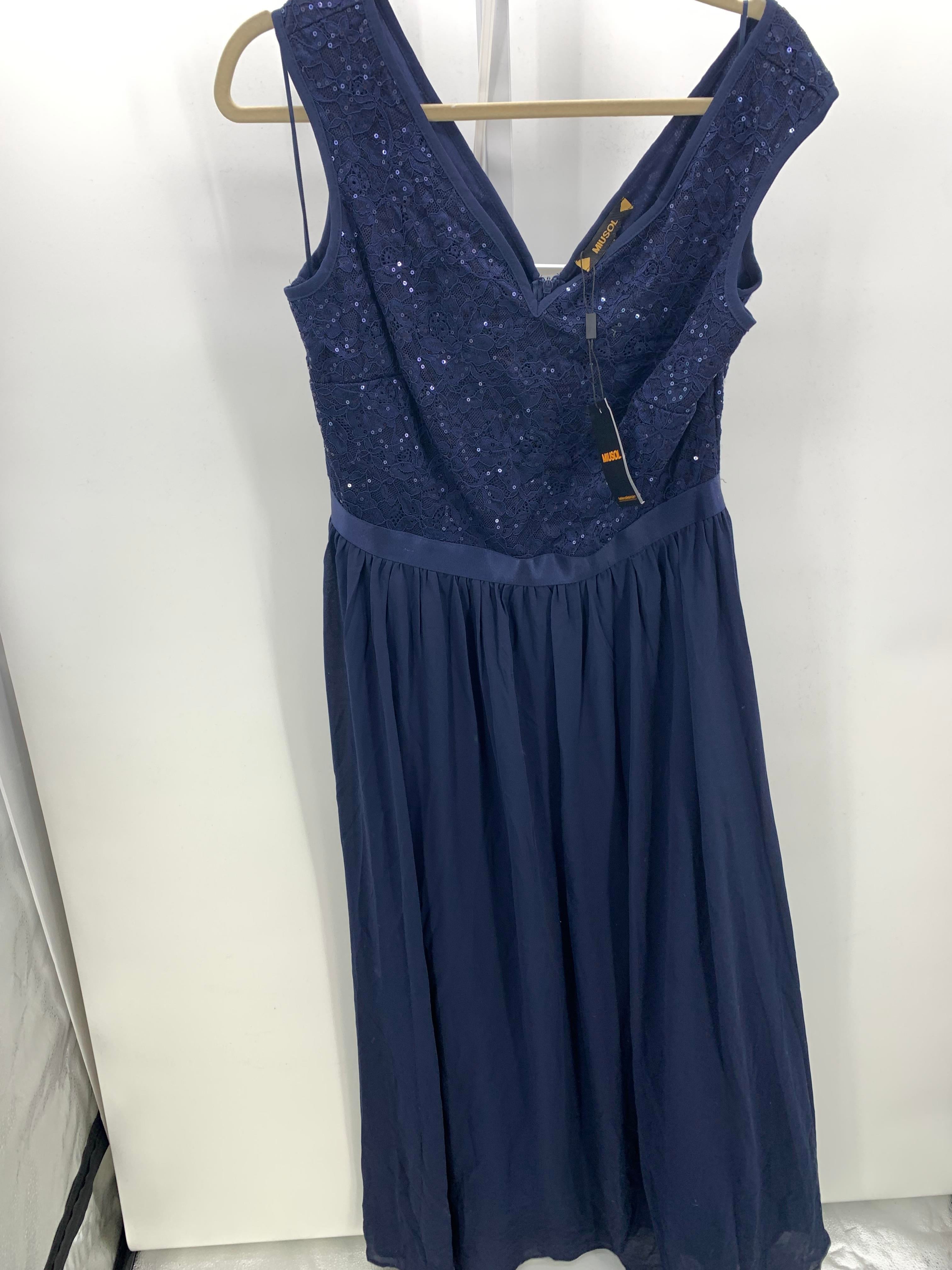 Size Extra Large Misses Sleeveless Dress