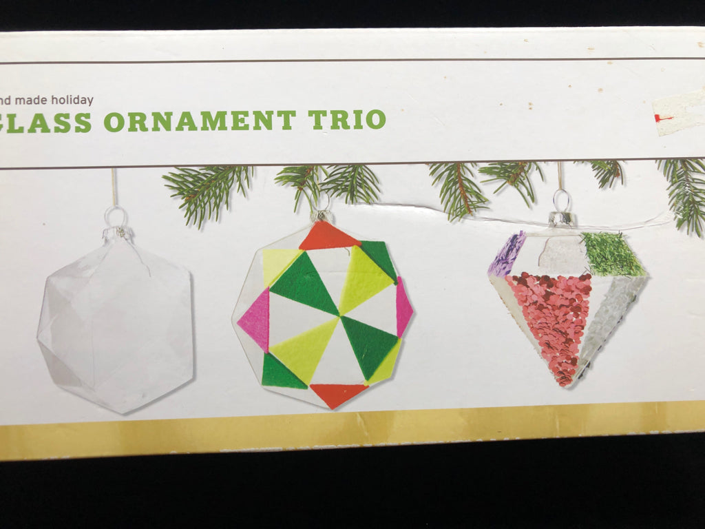 NIB GLASS ORNAMENT TRIO.