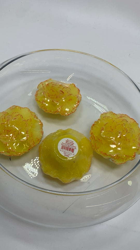 5PC FLOATING YELLOW FLOWER CANDLES IN GLASS BOWL.