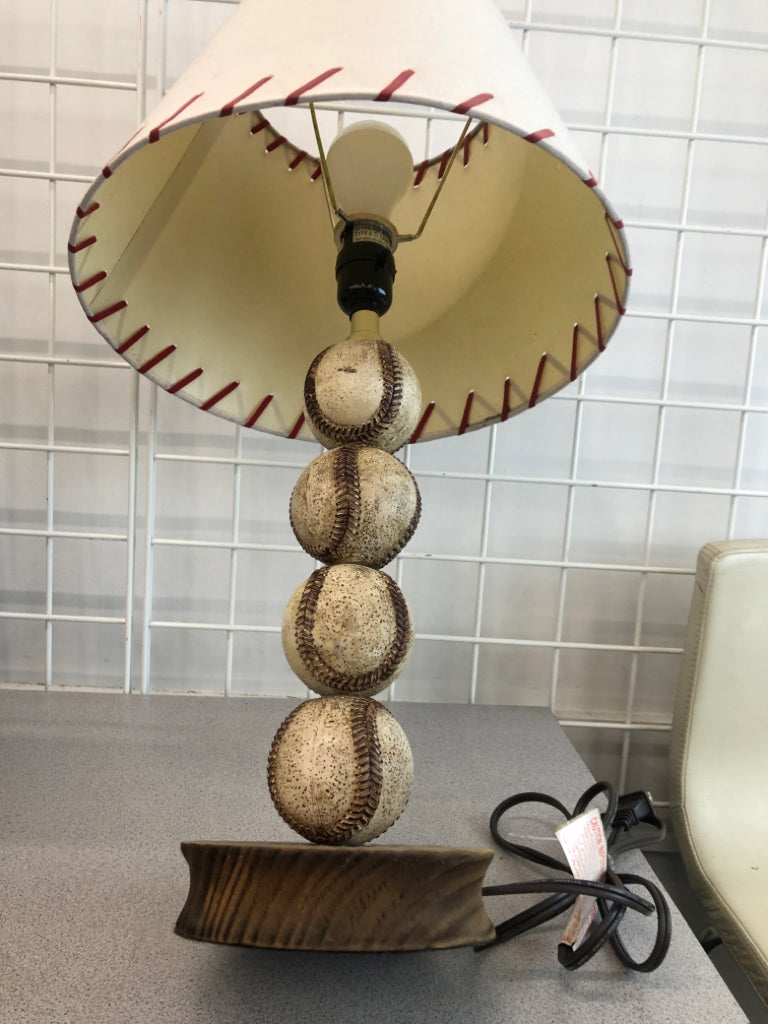 BASEBALL LAMP W/WOOD BASE.