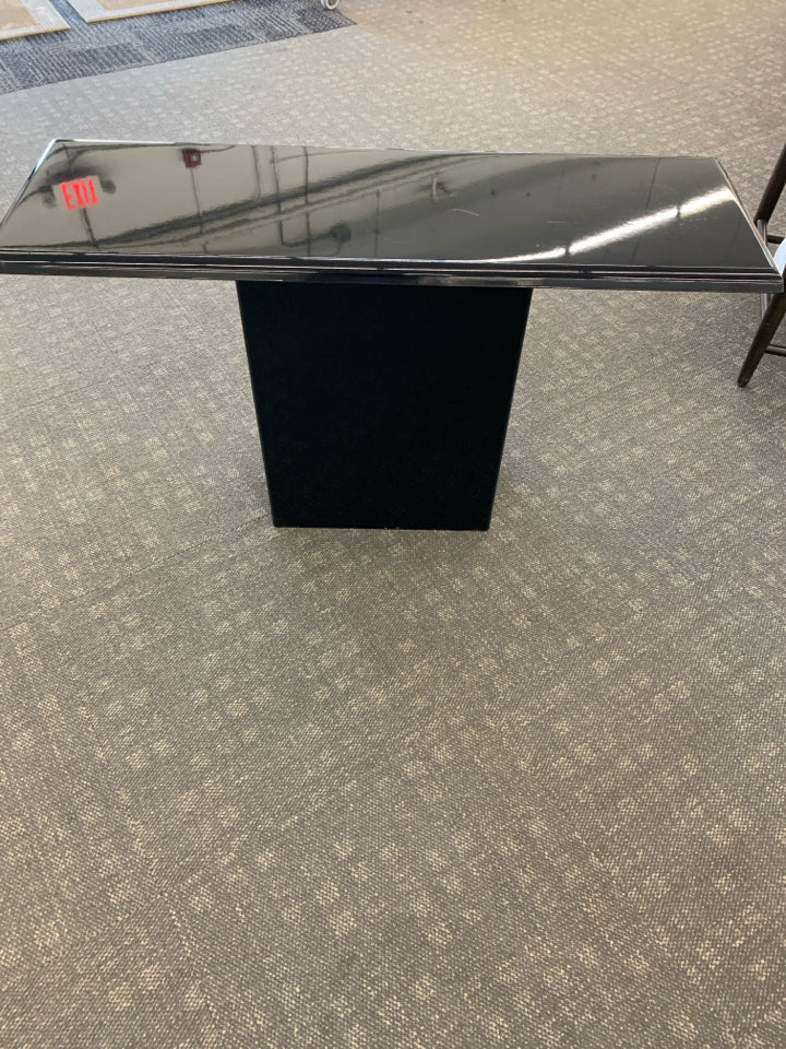 CONTEMPORARY BLACK TABLE.