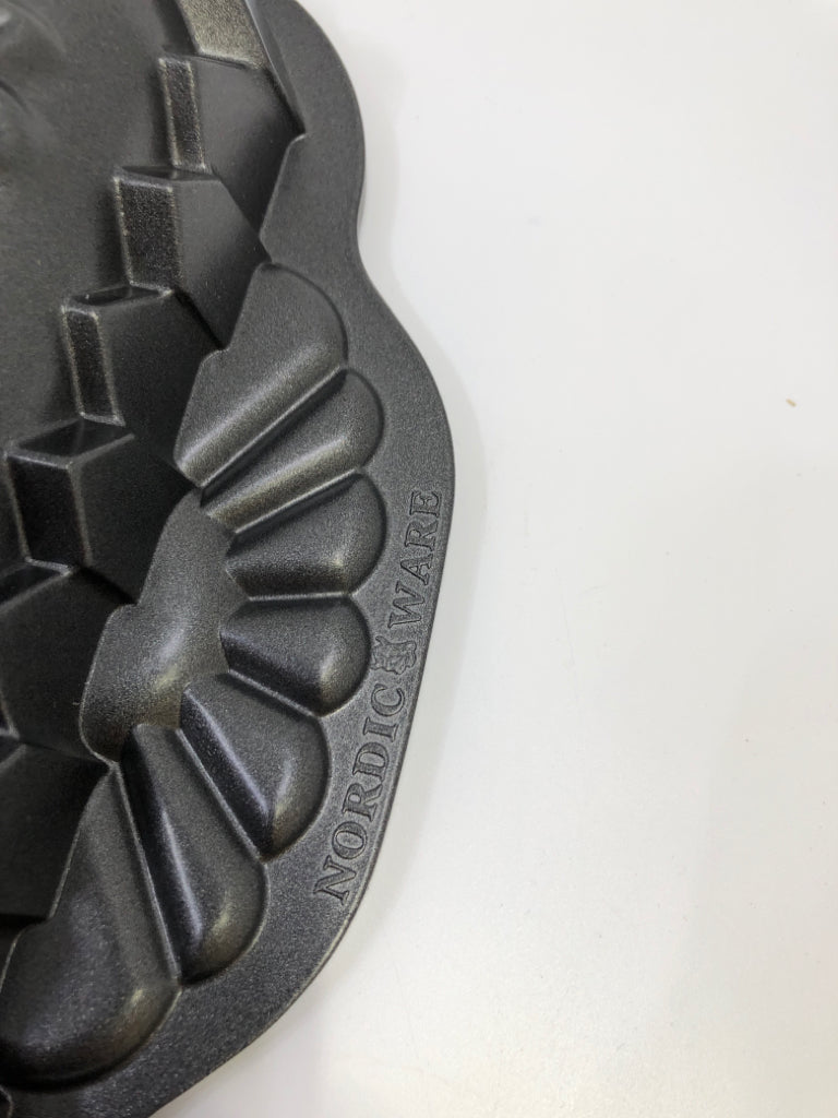 NEW WILDFLOWER PAN- 10 CUP.