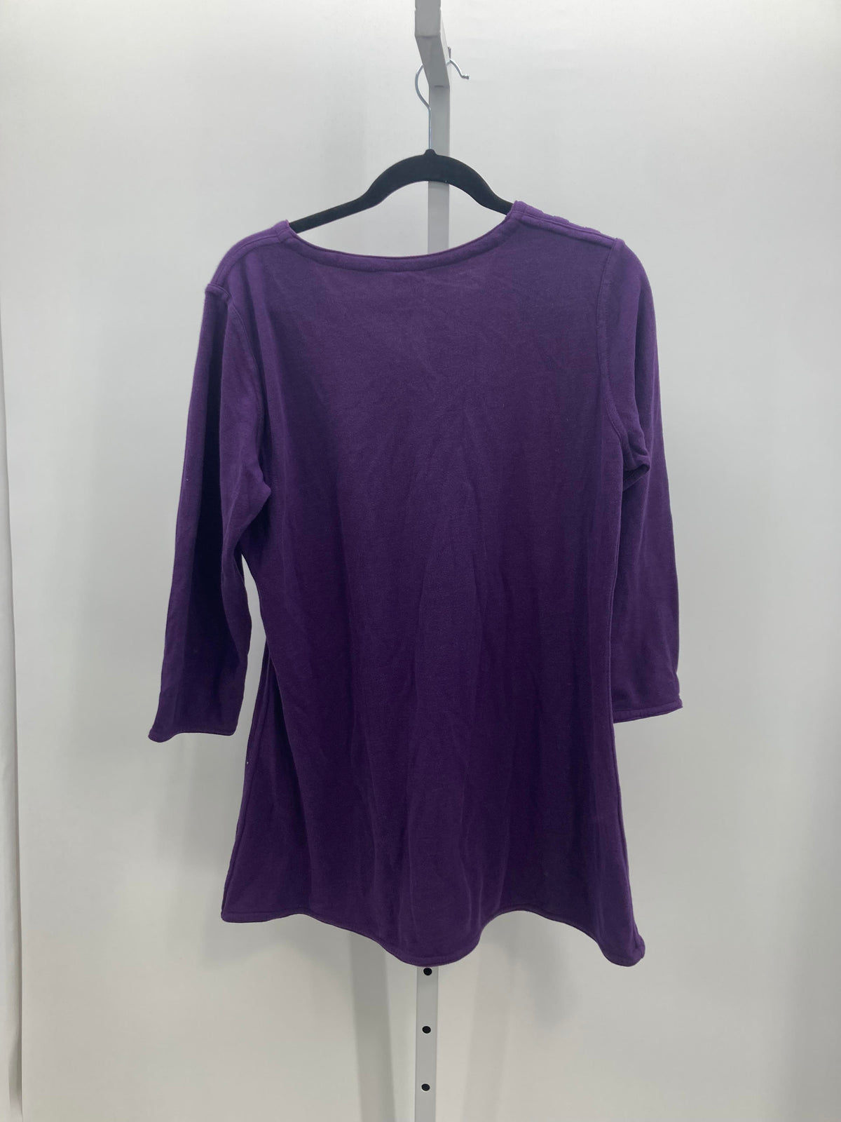 Size Medium Misses 3/4 Sleeve Shirt