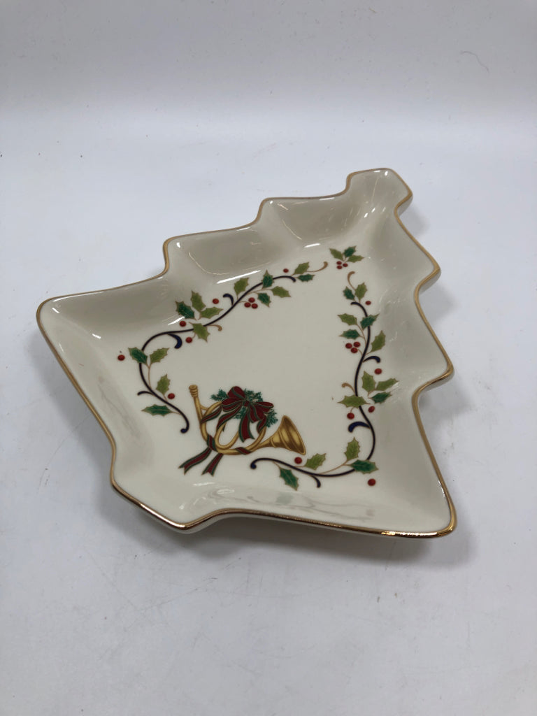 IVORY MIKASA CHRISTMAS TREE SHAPED TRINKET DISH W/ TRUMPETS.