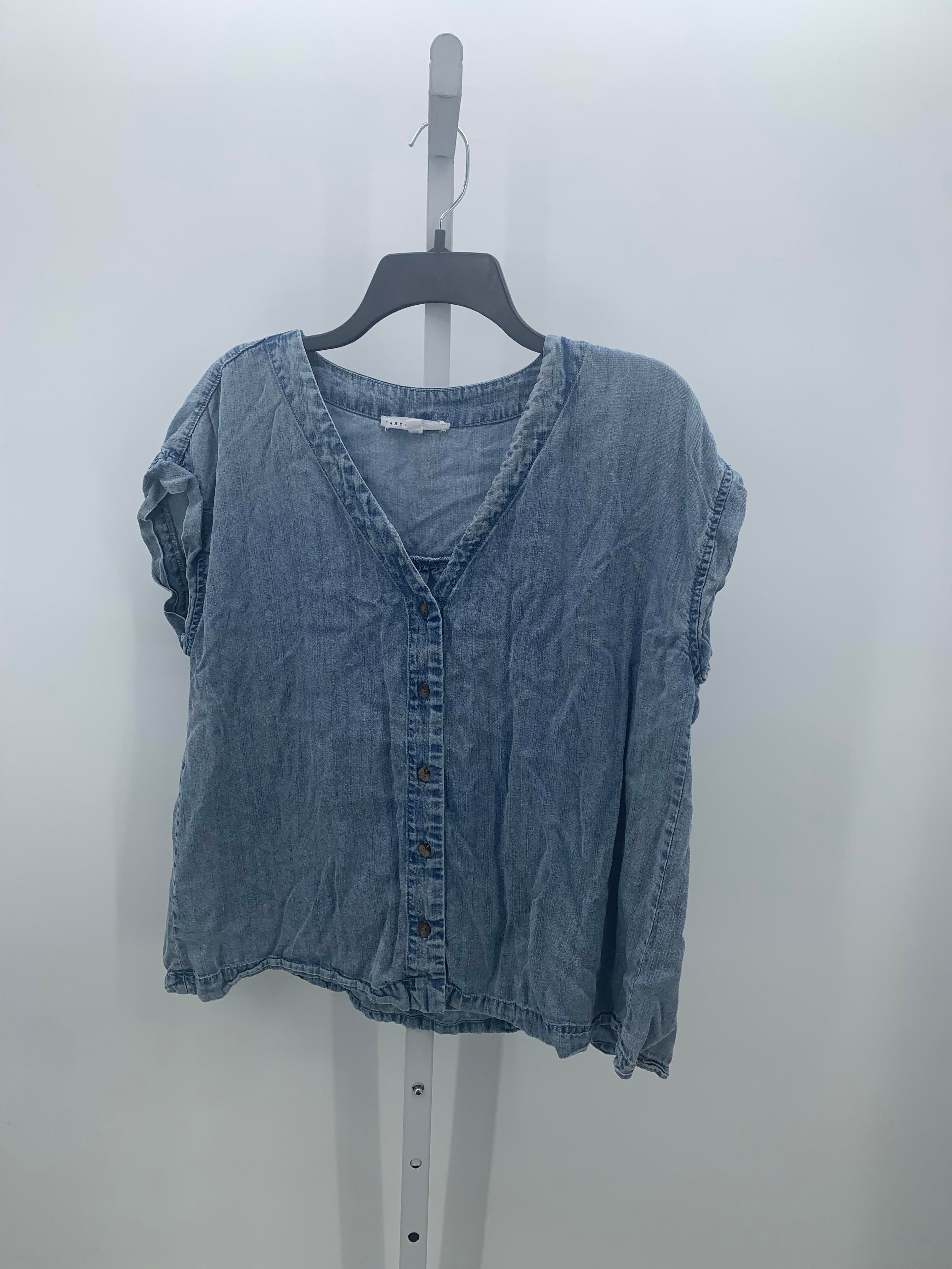 Jane + Delancey Size Medium Misses Short Sleeve Shirt