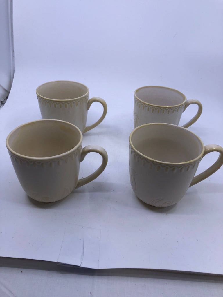 4 WAVE/DOT DESIGN DINNER PLATES + 4 MUGS