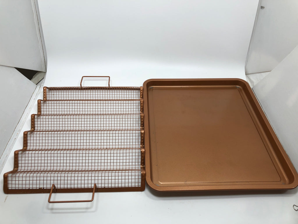 2PC COPPER BACON BAKER.