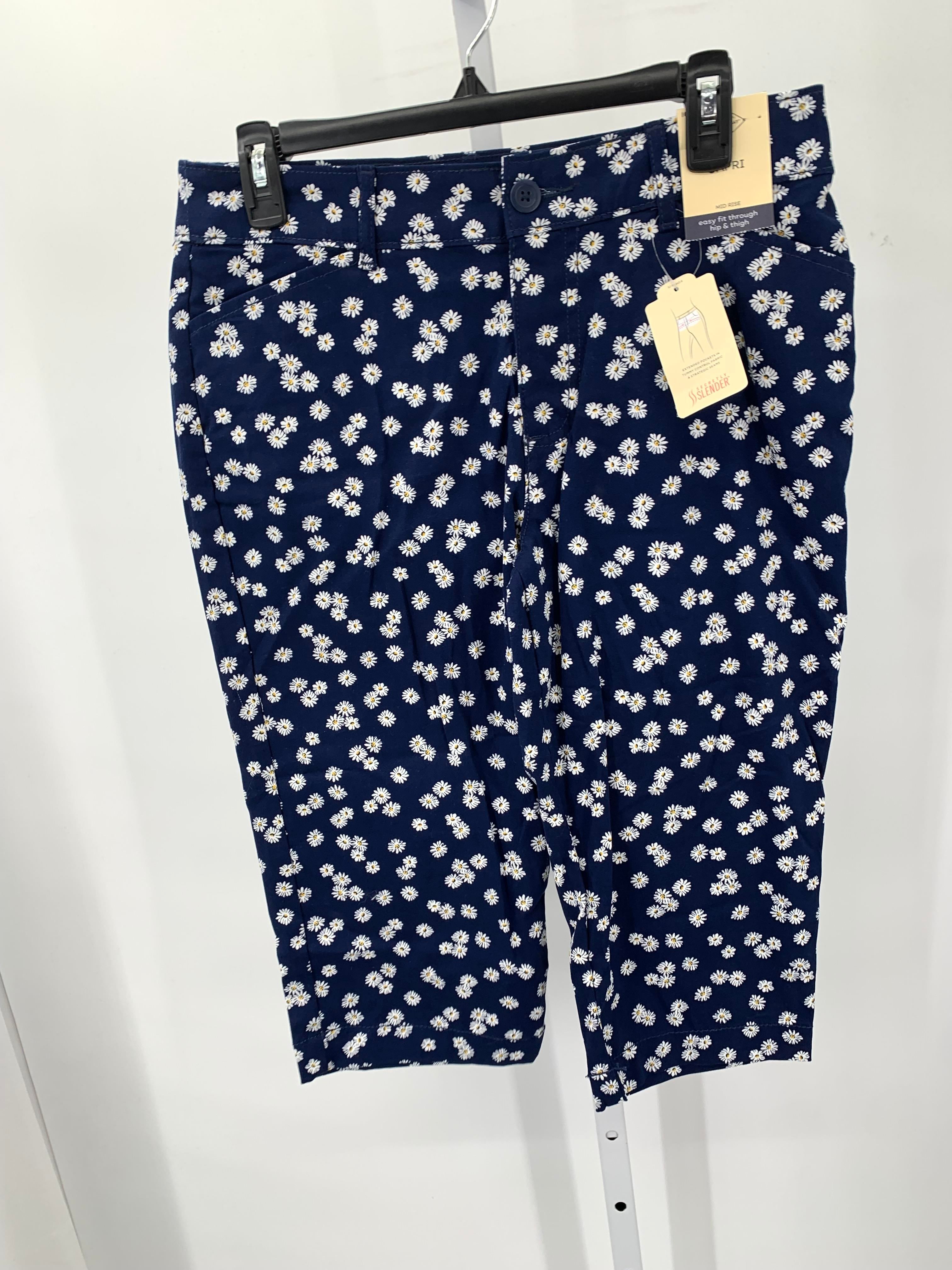 St. Johns Bay Size 10 Petite Petite Capri Pants