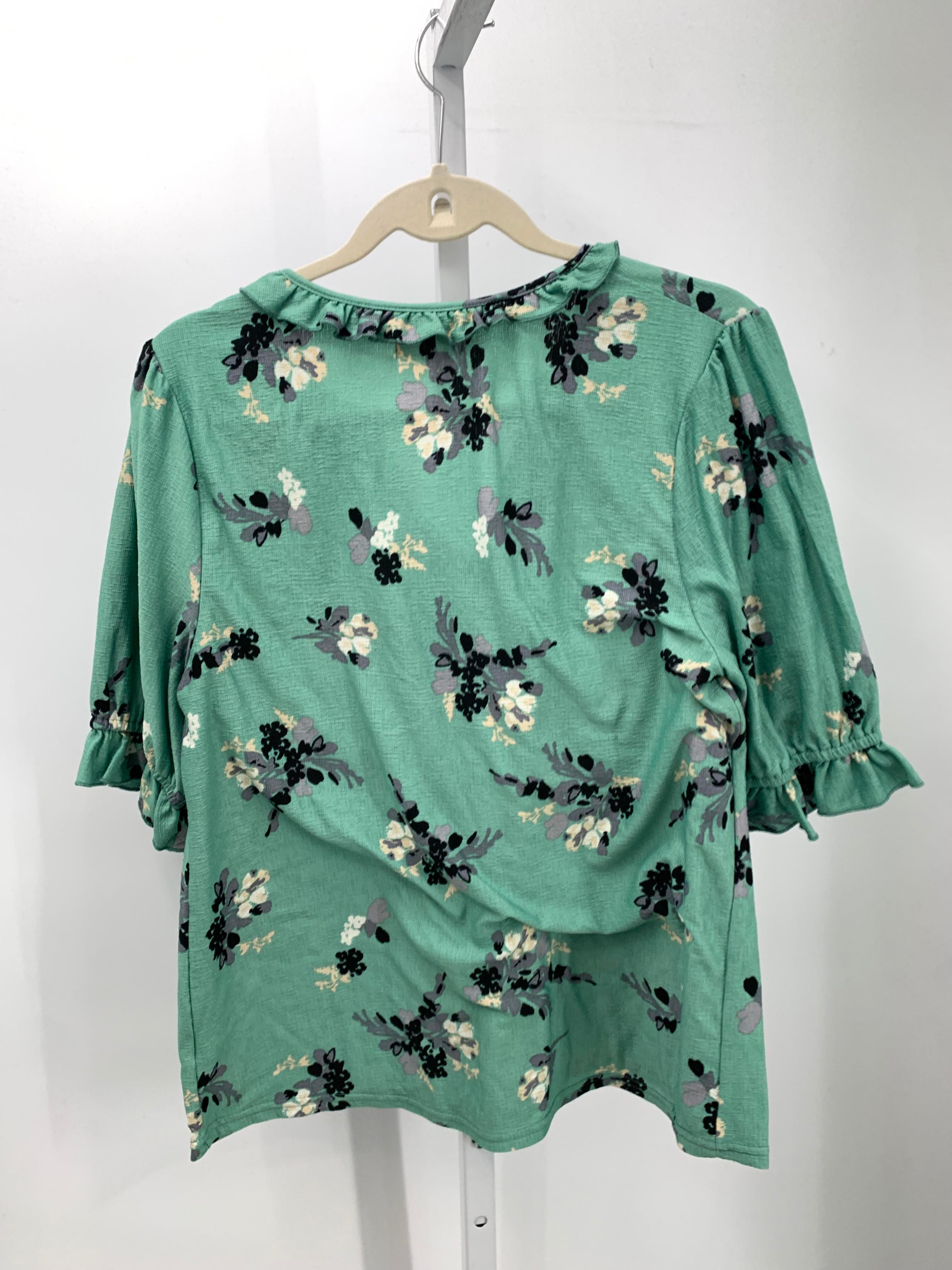 Mello Day Size Large Misses Short Sleeve Shirt