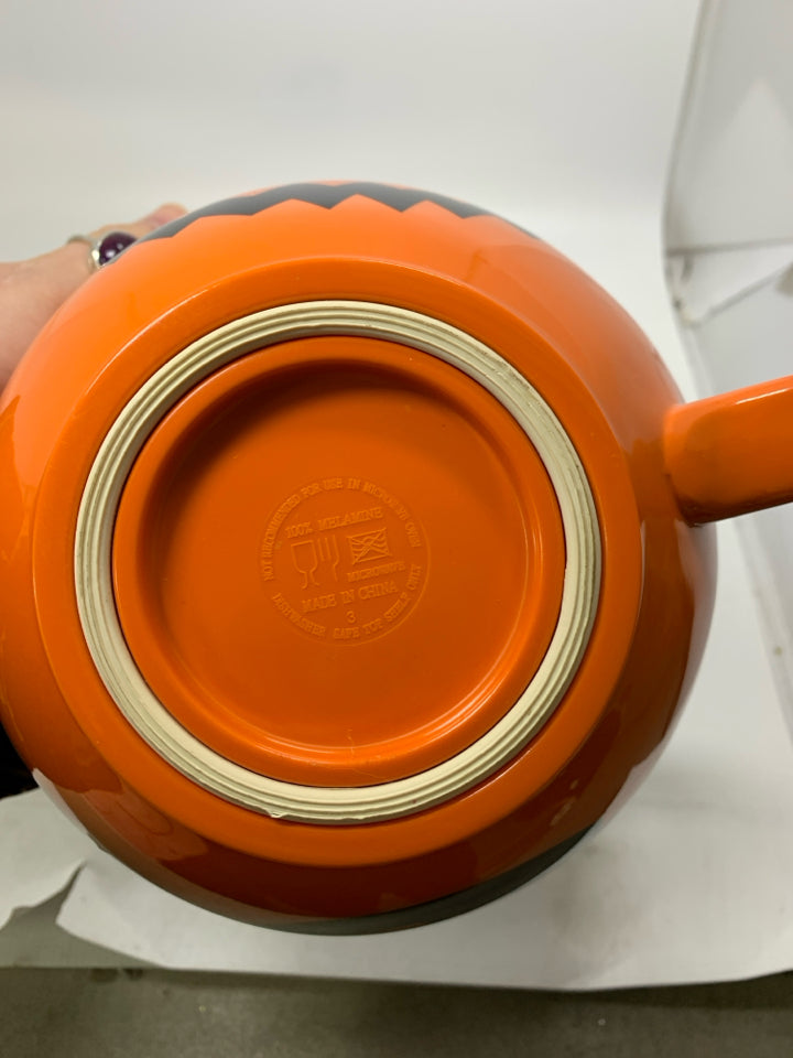 ORANGE MELAMINE JACKO LANTERN BATTER BOWL.