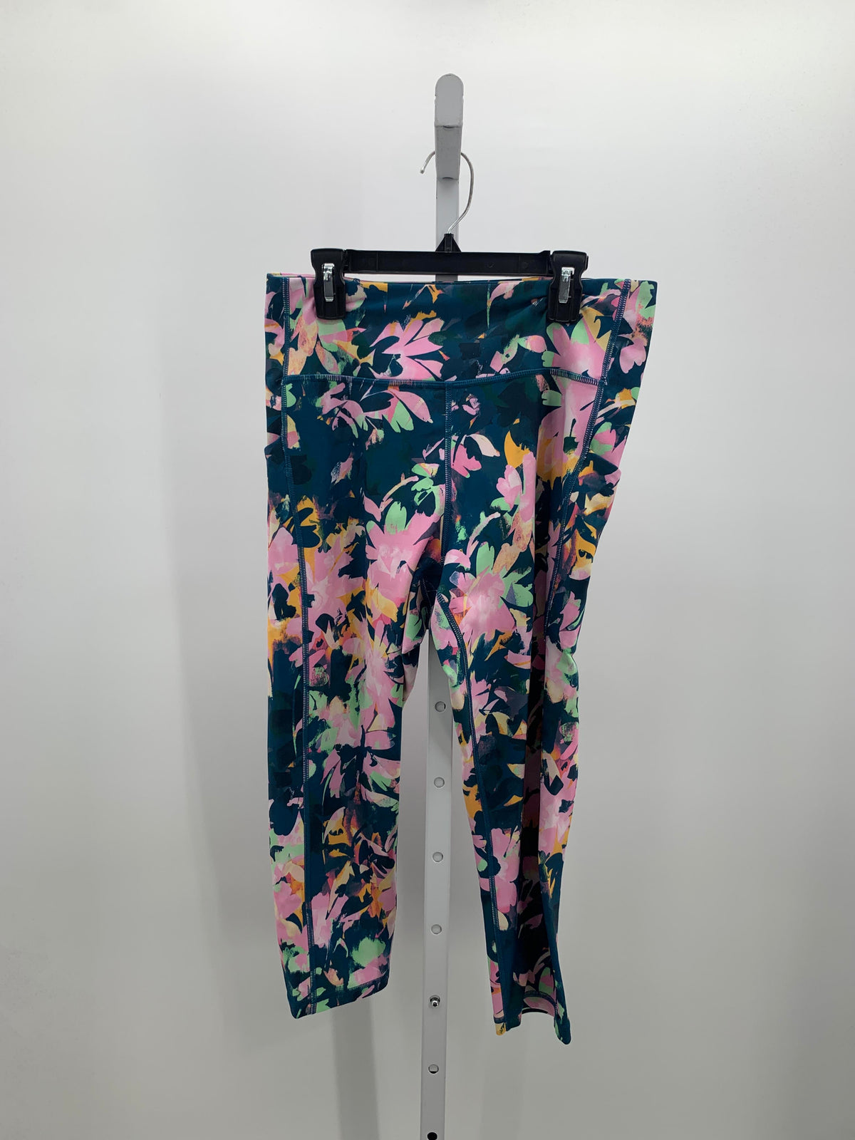 Tek Gear Size Large Misses Leggings