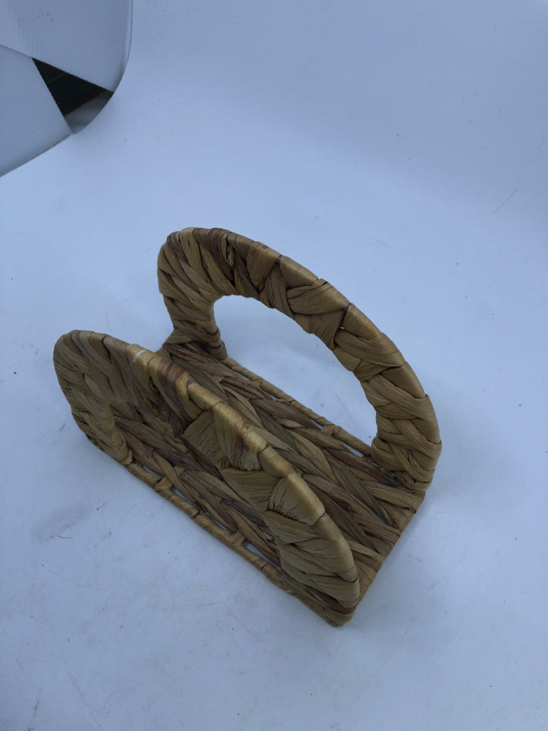 WOVEN HALF MOON NAPKIN HOLDER.