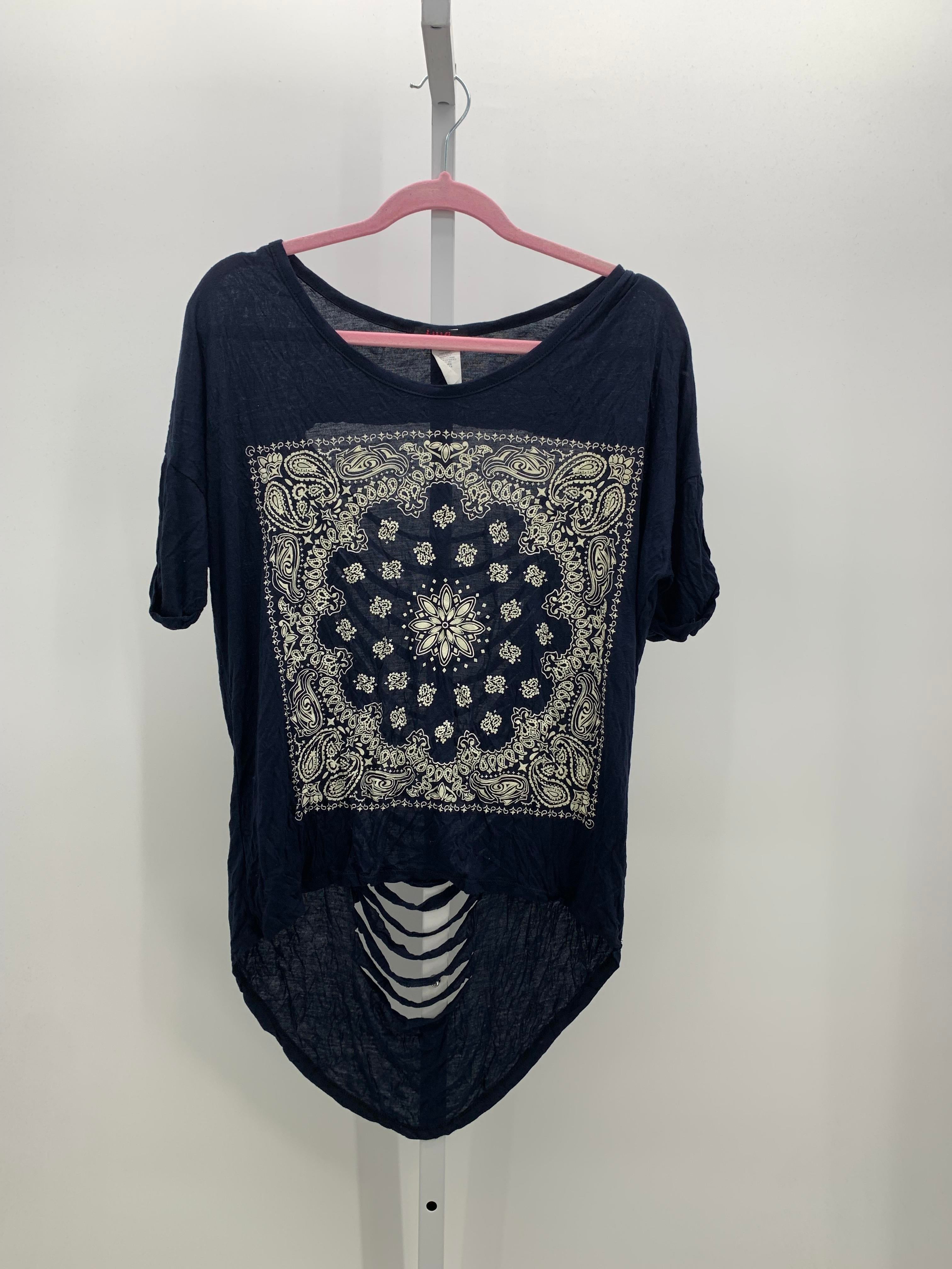 Blush Size Extra Large Juniors Short Sleeve Shirt