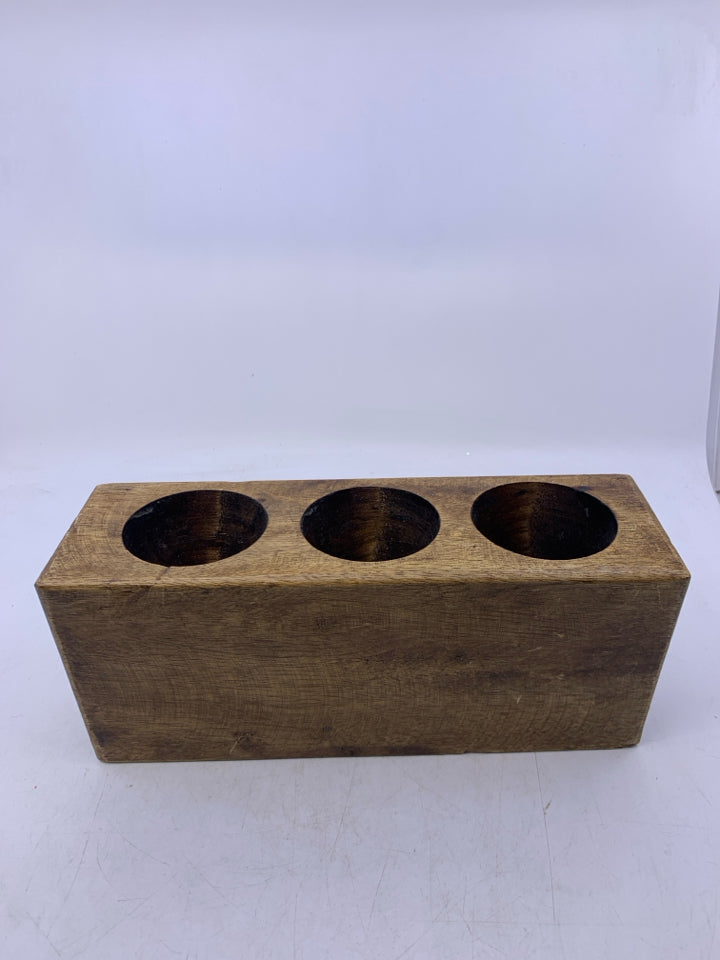 TRIPLE CANDLE MOLD- CENTERPIECE.