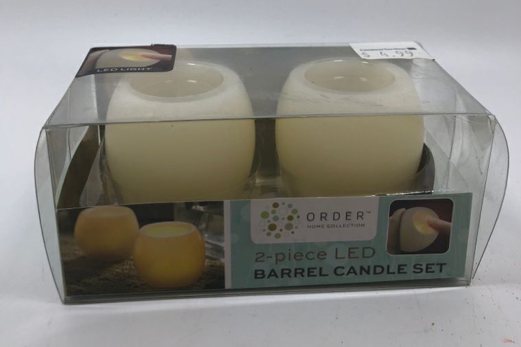 NIB 2PC LED BARREL CANDLE SET.