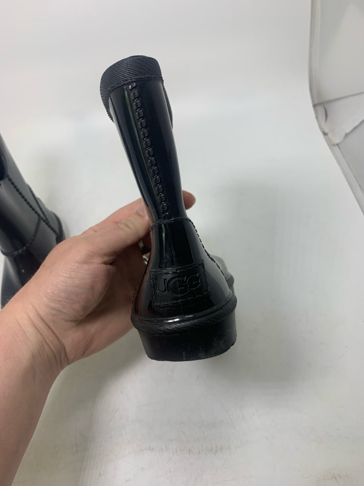 UGG Size 8 Rain Boots