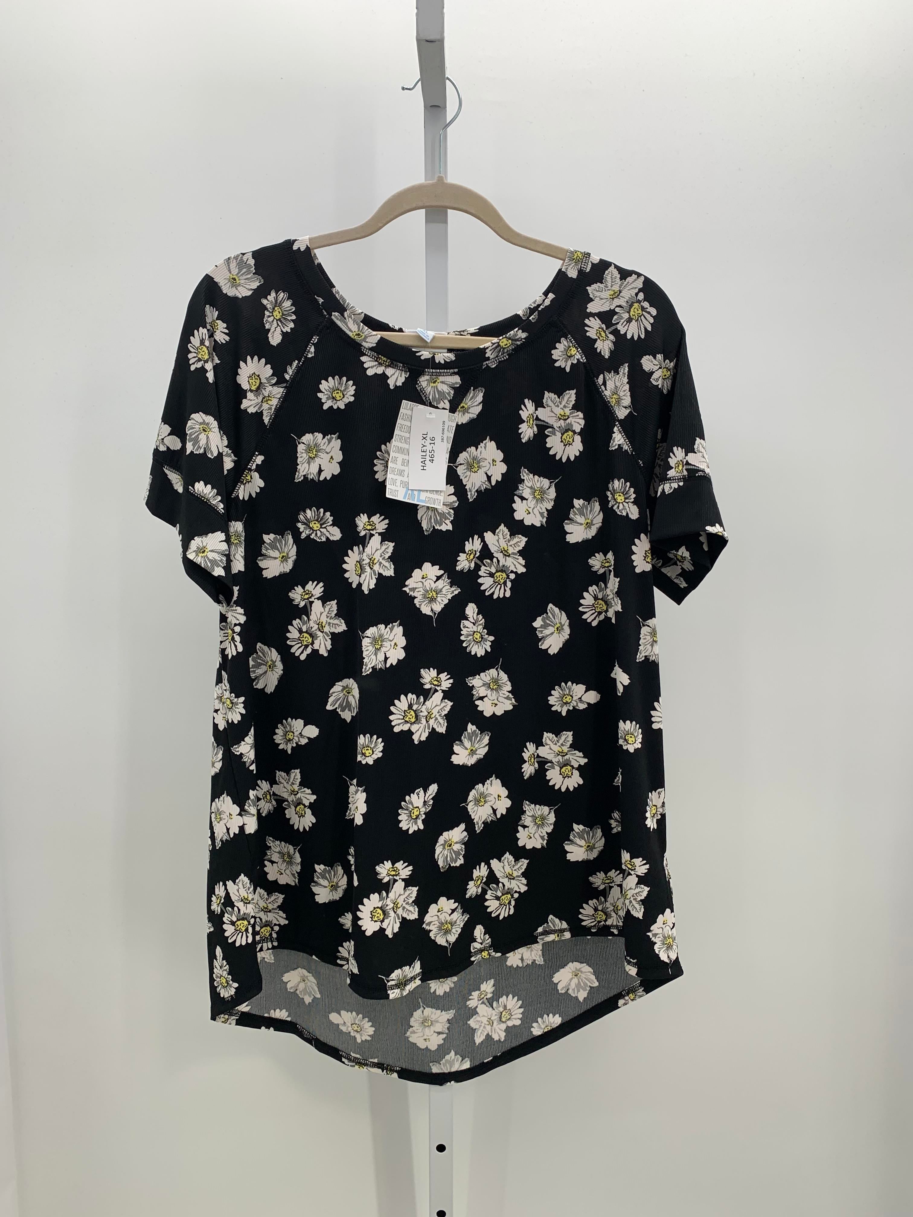 Lularoe Size Extra Large Misses Short Sleeve Shirt