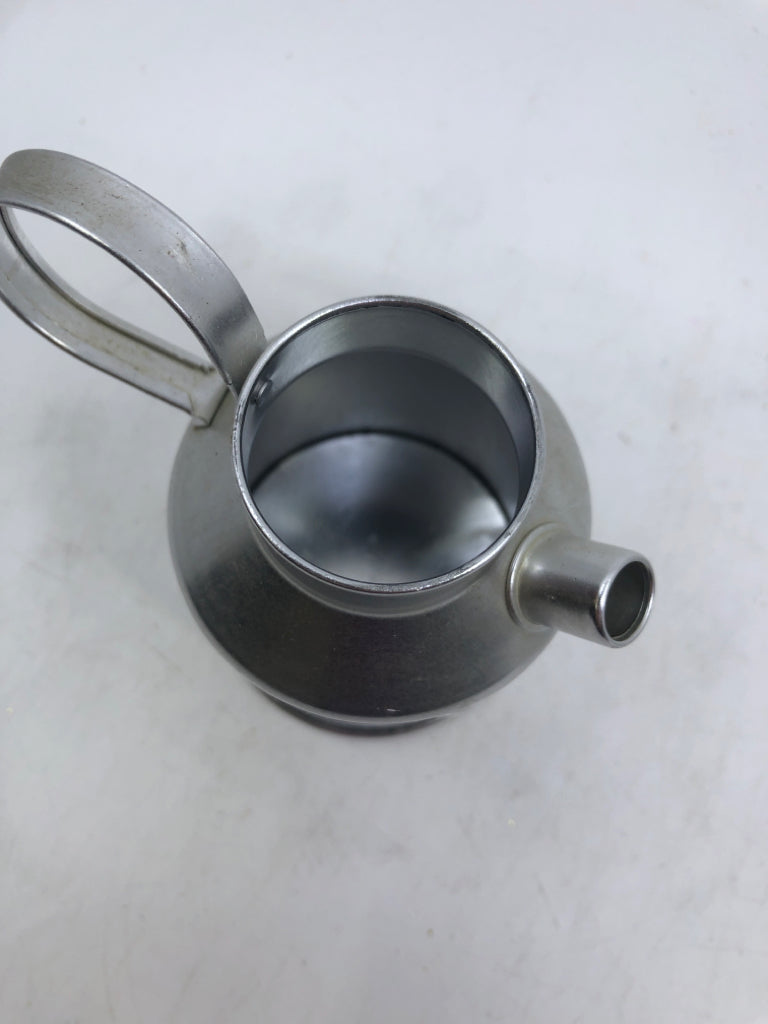 3PC MILK JUG STYLE SILVER SUGAR AND CREAMER SET W TRAY.