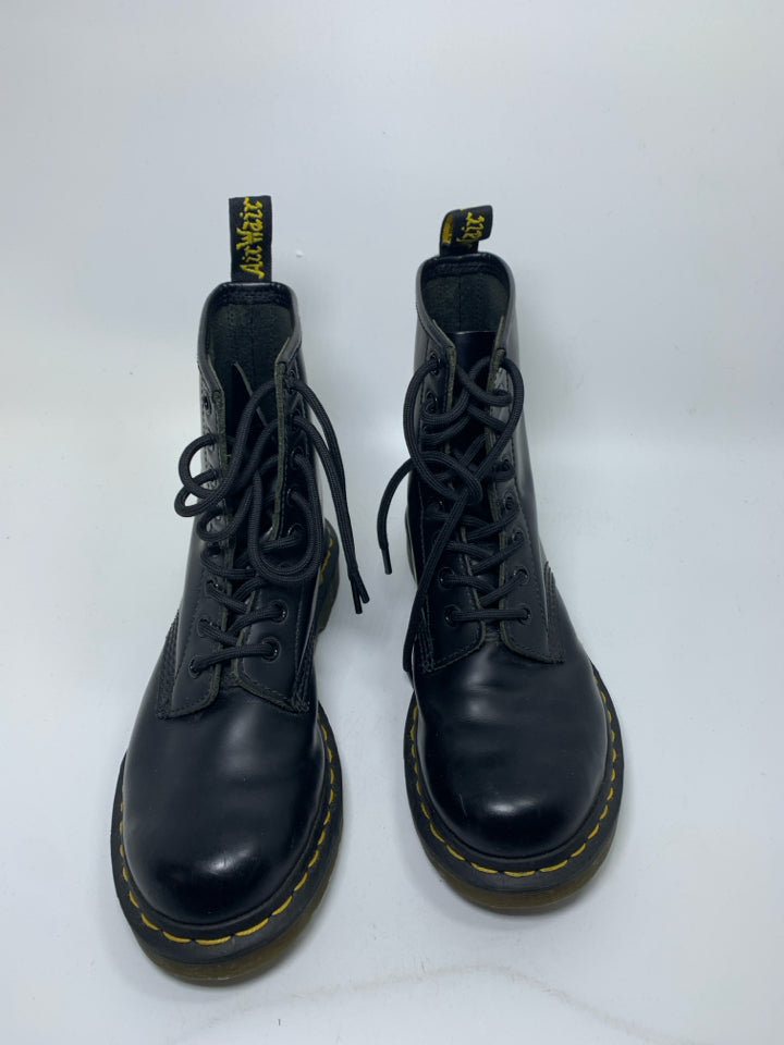 Dr Doc Marterns 1460 Smooth Leather Lace Up Combat Boots *Minor Wear