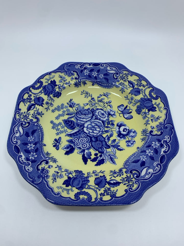 2 "BLUE ROSE" BLUE ROOM GARDEN COLLECTION PLATES.
