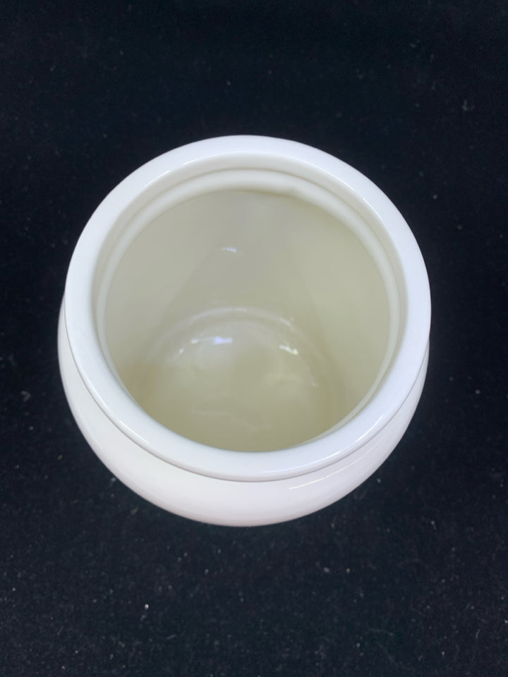 WHITE TREATS CANISTER.