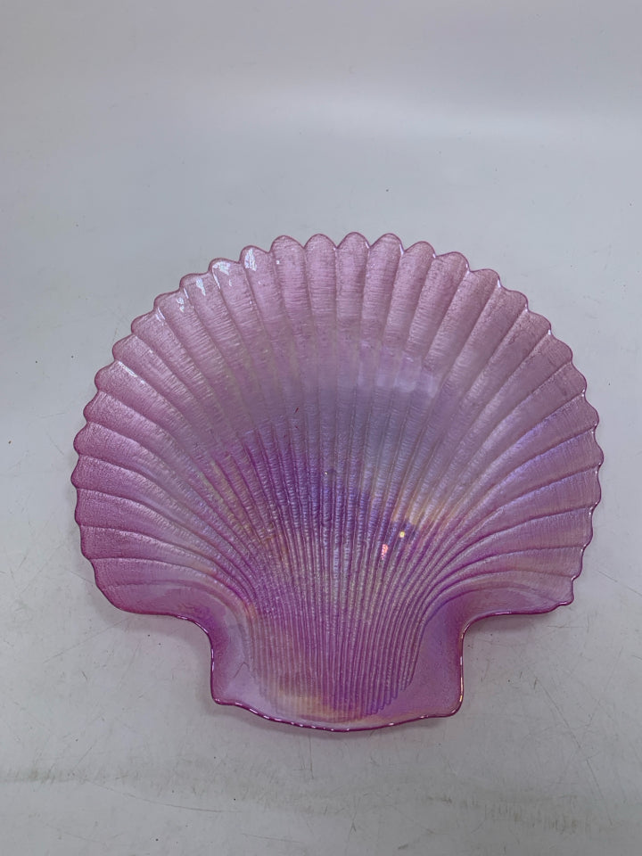 IRIDESCENT GLASS SHELL SHAPED PLATE.