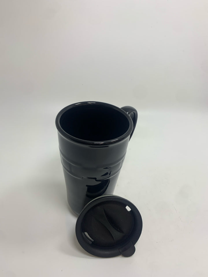STONEWARE MUG W/TRAVEL LID.