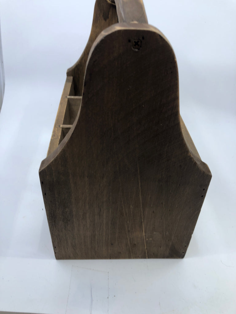 WOOD BOTTLE CARRYING CRATE W BOTTLE OPENER.