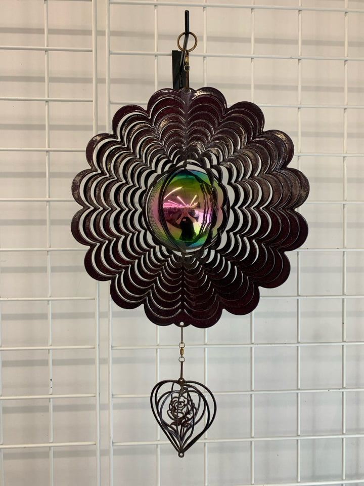 IRIDESCENT BALL FLOWER WIND SPINNER.