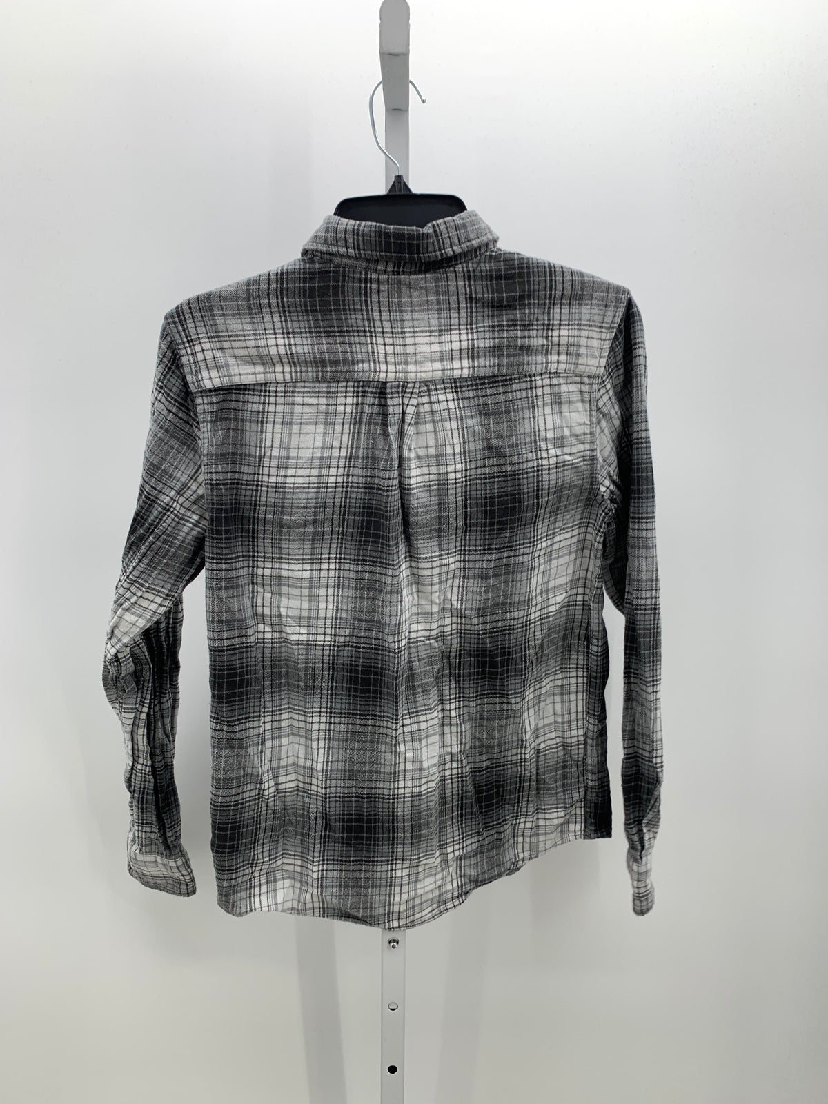 PLAID BTN DOWN
