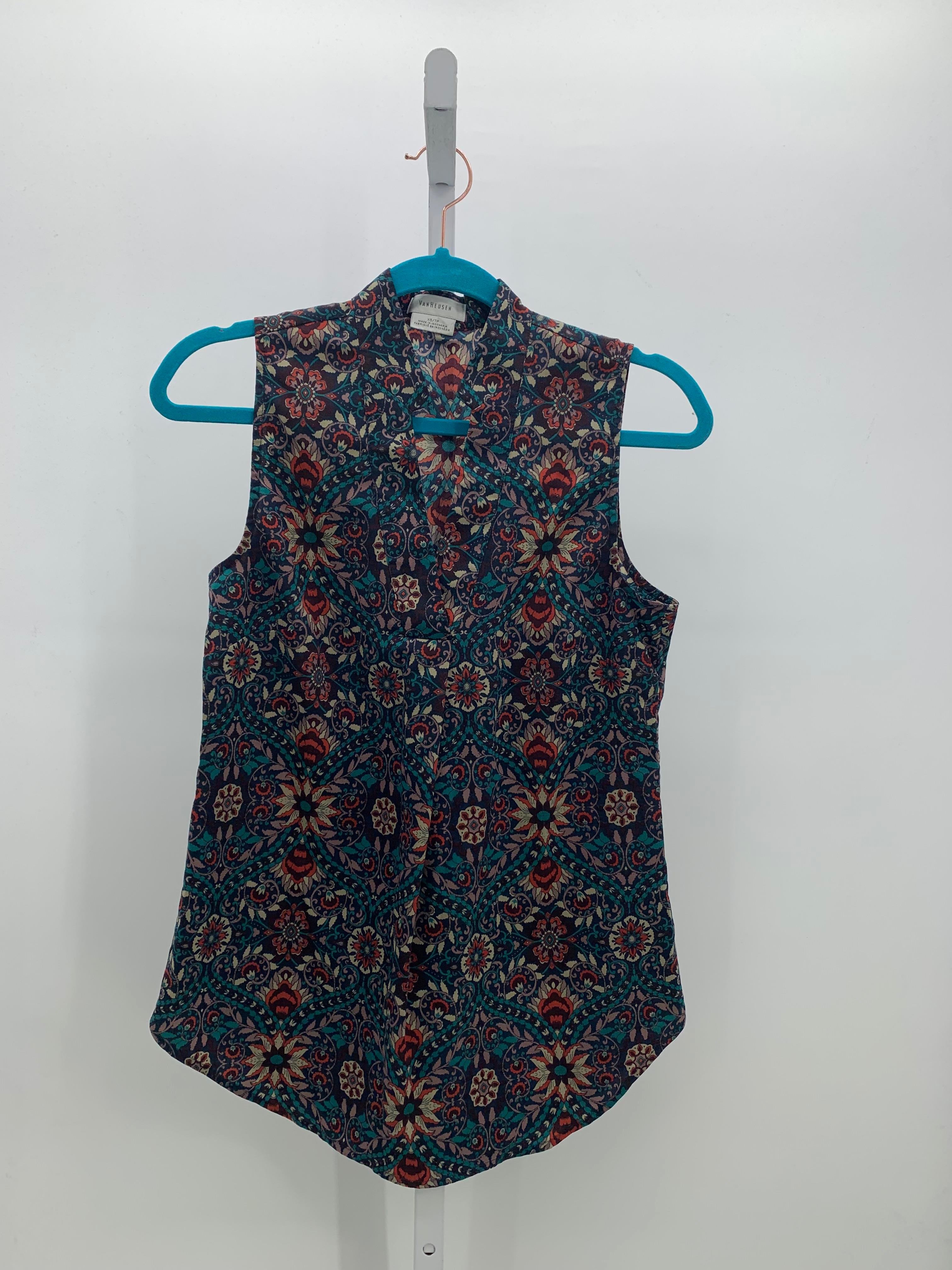 Van Heusen Size X Small Misses Sleeveless Shirt