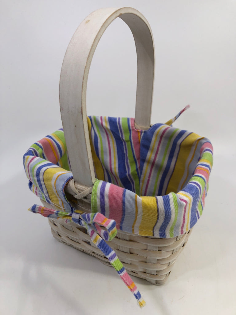 FABRIC LINED WHITE BASKET.
