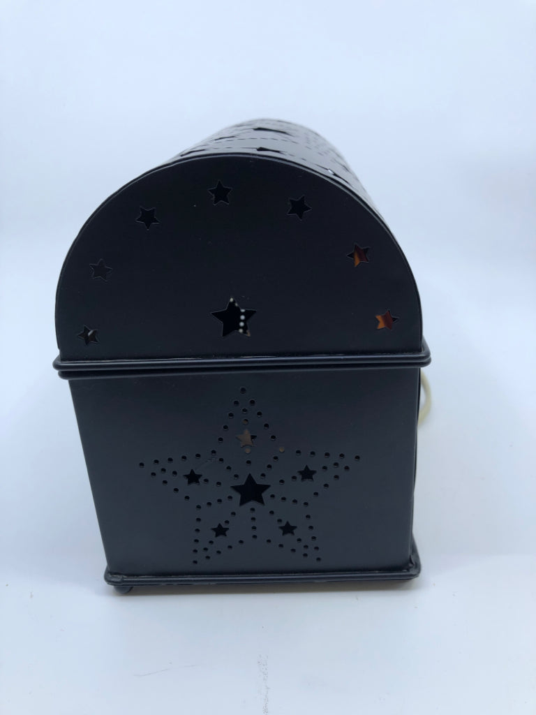 "HOME IS WHERE OUR STORY" BLACK METAL STAR PIERCED LIGHT UP CHEST.