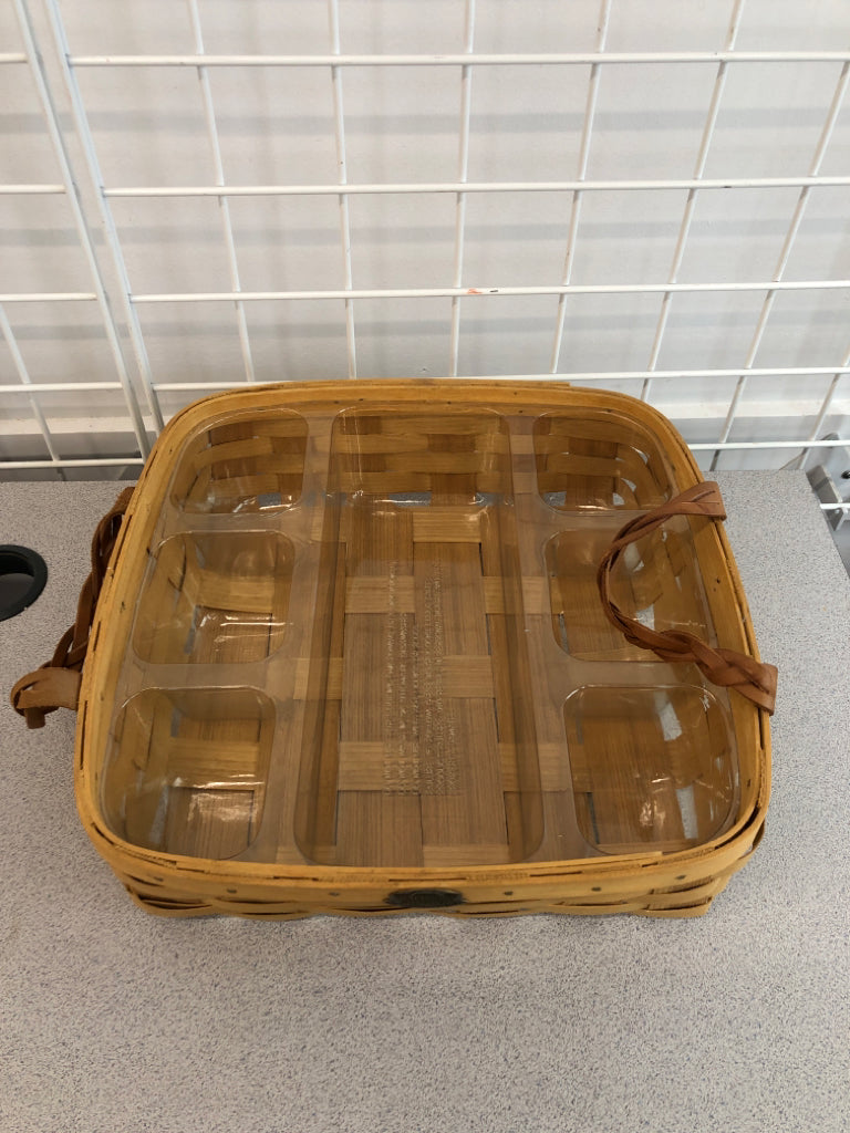 SERVING BASKET W/BRAIDED HANDLES AND PLASTIC INSERT.
