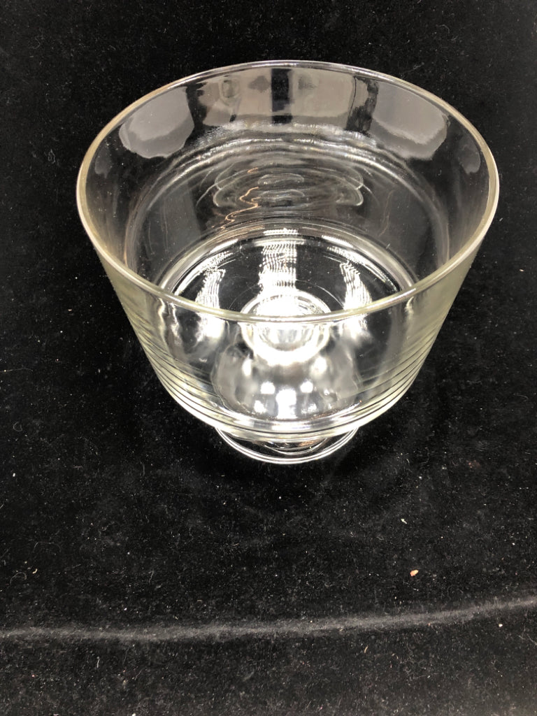 FOOTED GLASS TRIFLE BOWL.