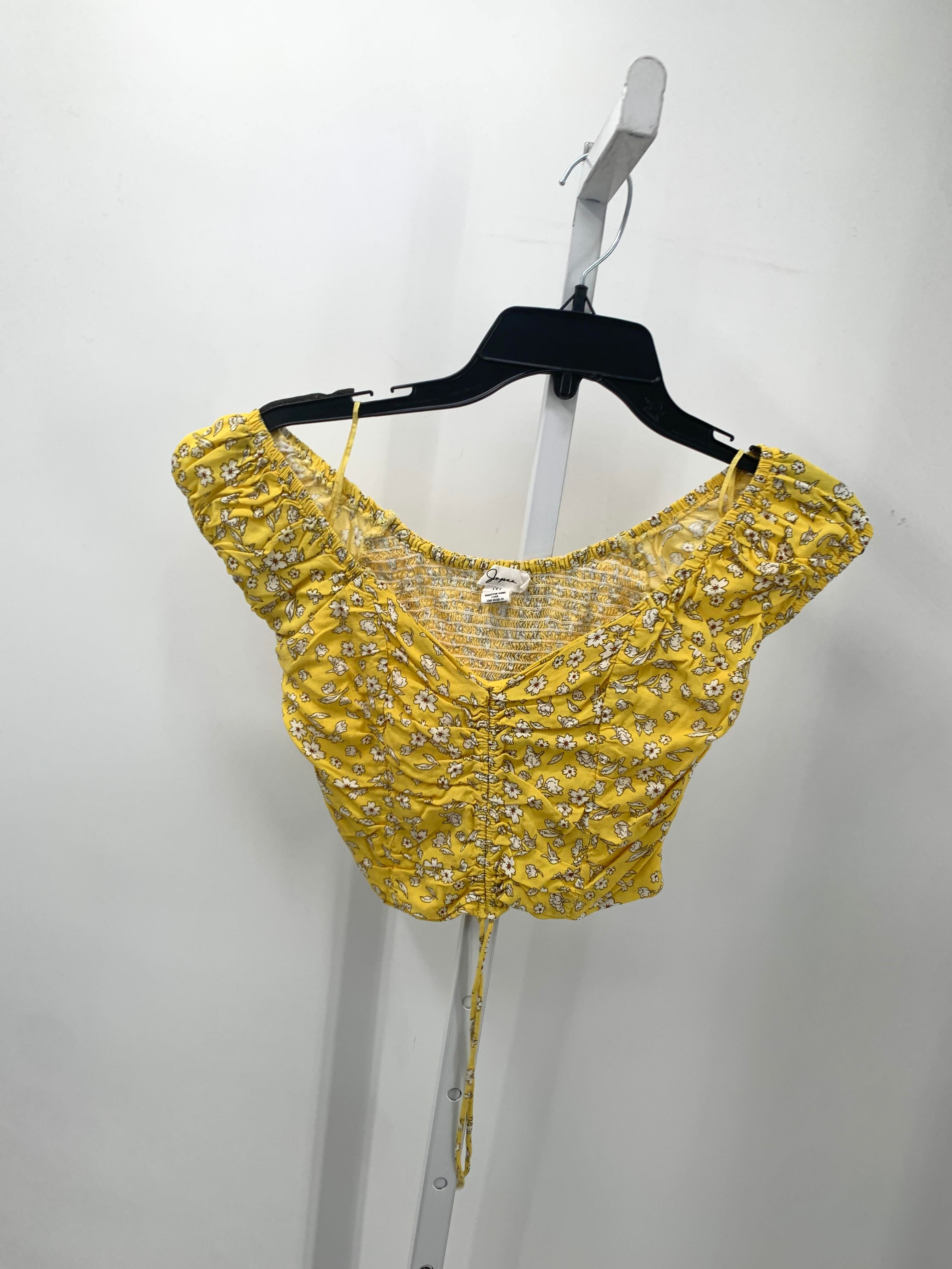 Japna Size Medium Juniors Sleeveless Shirt