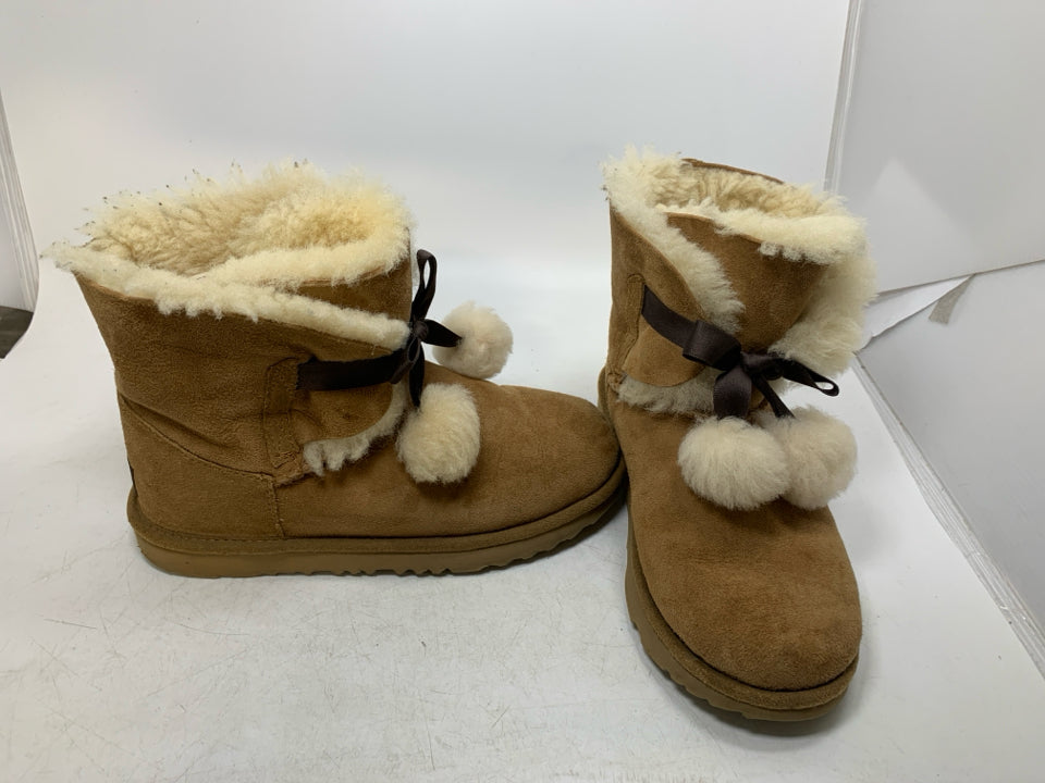 UGG Gita Chestnut Pom Pom Bow Ankle Boots