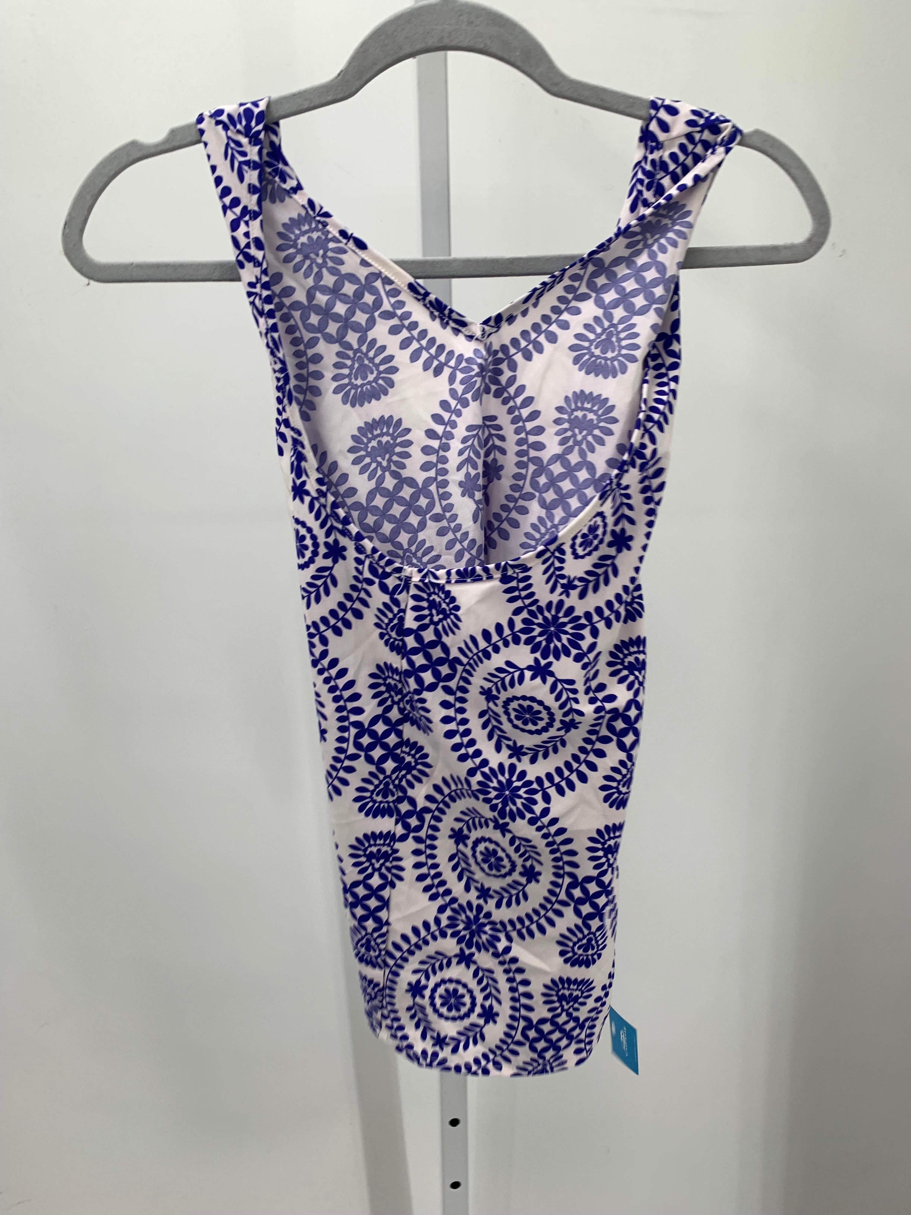 Size Small Misses Sleeveless Shirt